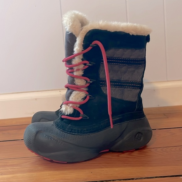 COLUMBIA EUC Girls Techlite Fur Lined Insulated Waterproof Snow Winter Boots